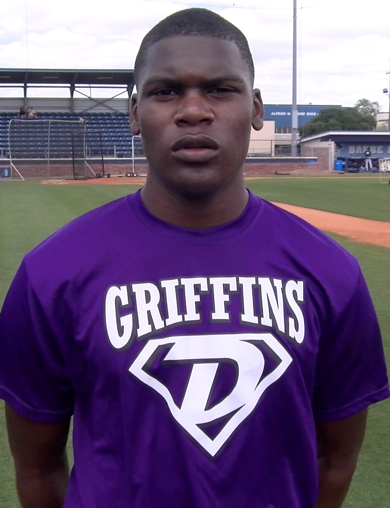 Lamar Riley